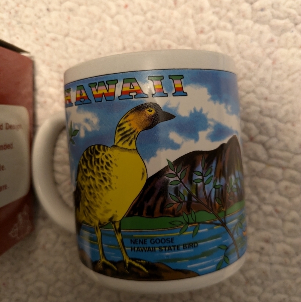 A souvenir from paradise mug collector new in box